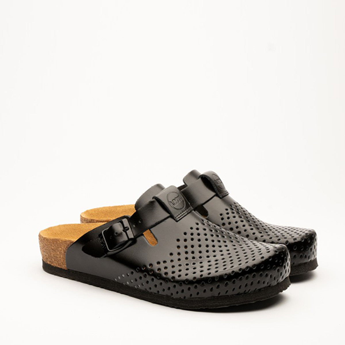 N82283 Cerna
