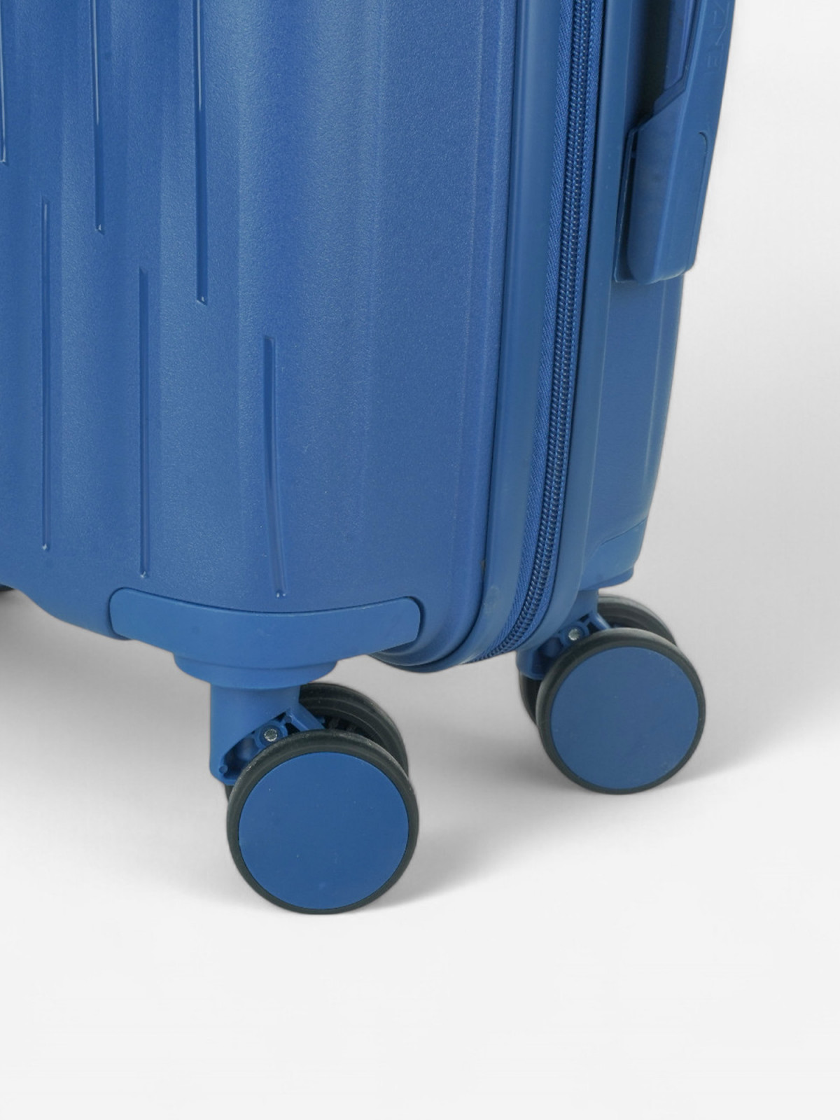 Mali kofer, N83803